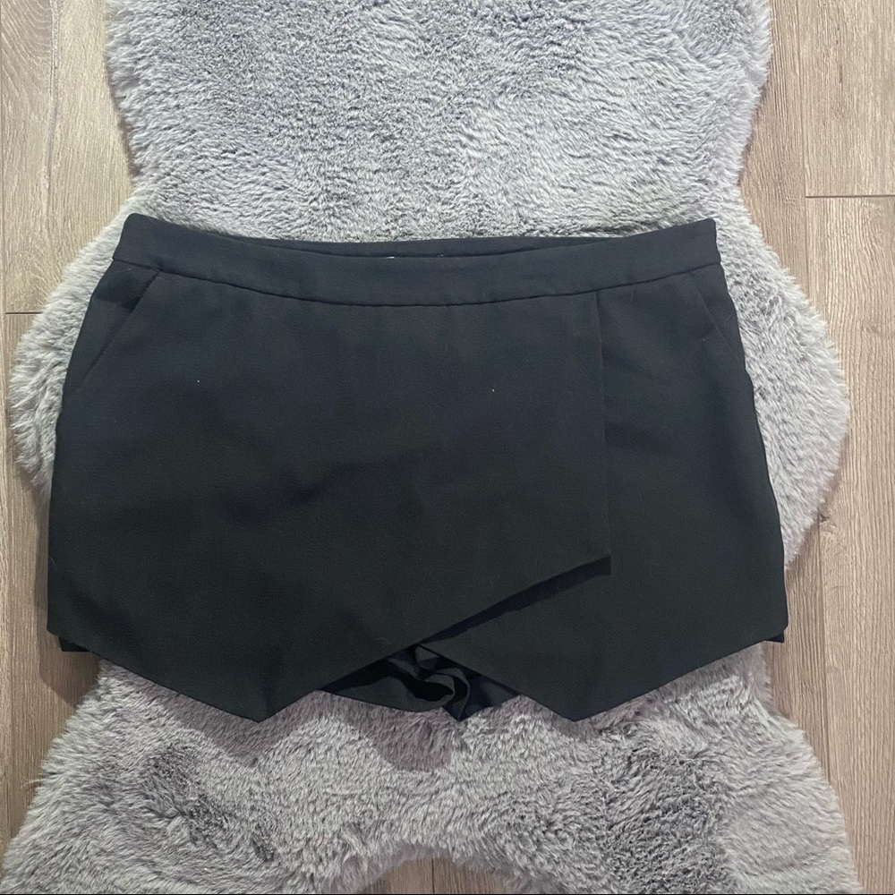 Black Skort RW&Co Size 12